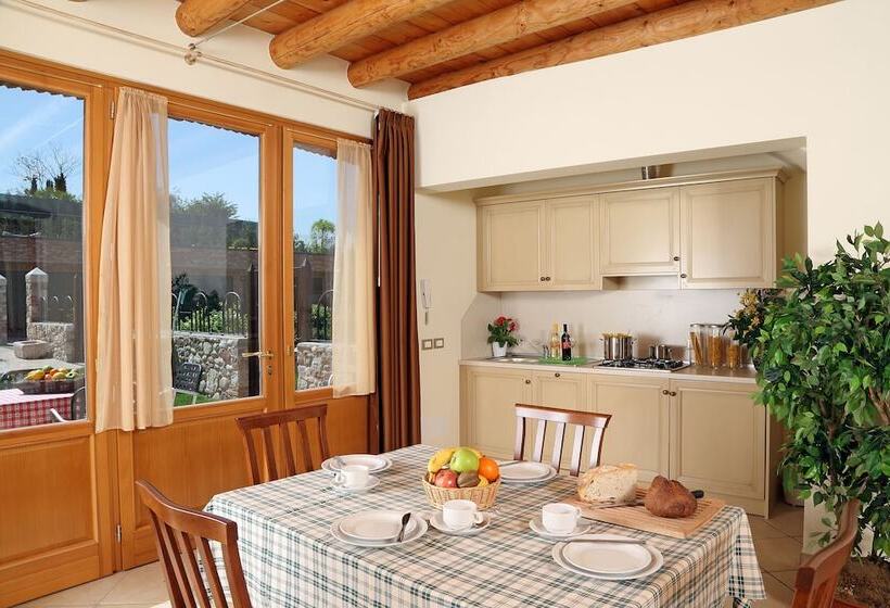 带2个卧室的公寓, Residence Borgo Mondragon