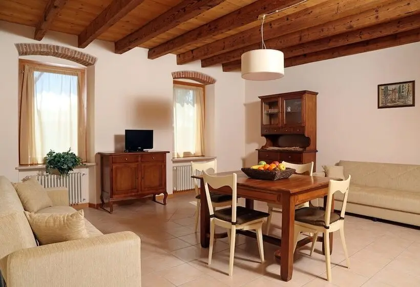 آپارتمان 2 خوابه, Residence Borgo Mondragon