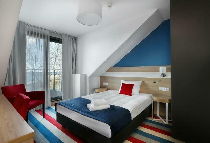 スタンダードシングルルーム, Skipper