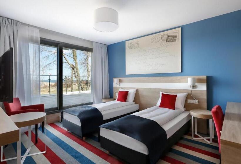 オーシャンビューファミリールーム, Skipper