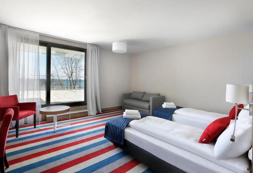 חדר משפתחתי סופריור, Skipper