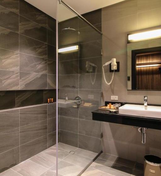 اتاق استاندارد, Two Seasons Coron Bayside