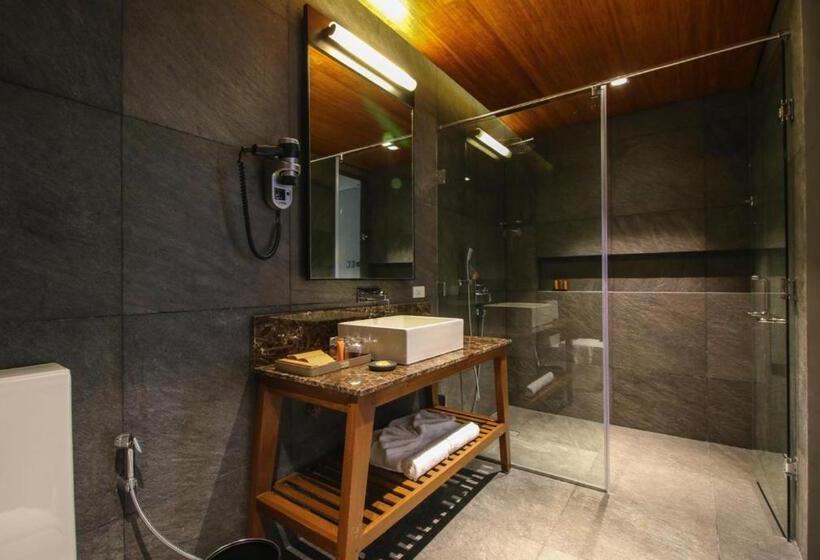 اتاق دلوکس با تخت کینگ و چشم‌انداز, Two Seasons Coron Bayside