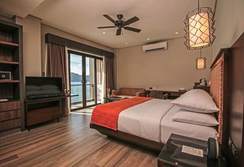 اتاق دلوکس با تخت کینگ و چشم‌انداز, Two Seasons Coron Bayside