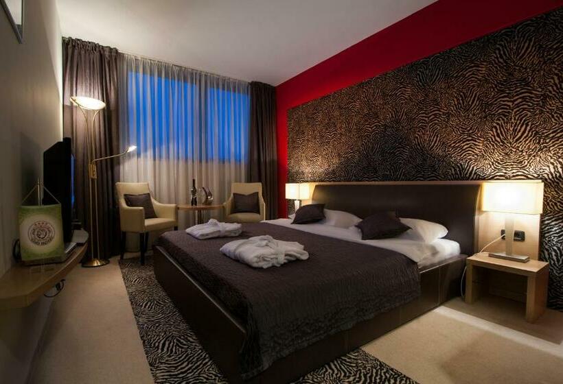 חדר סטנדרט, Zoo