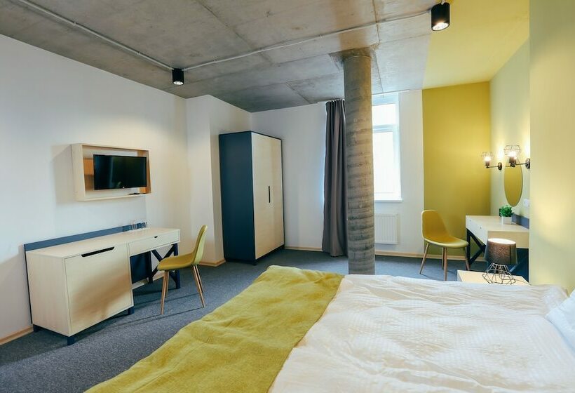 غرفة قياسية مطلة على المدينة, Jam Hotel Hnatyuka
