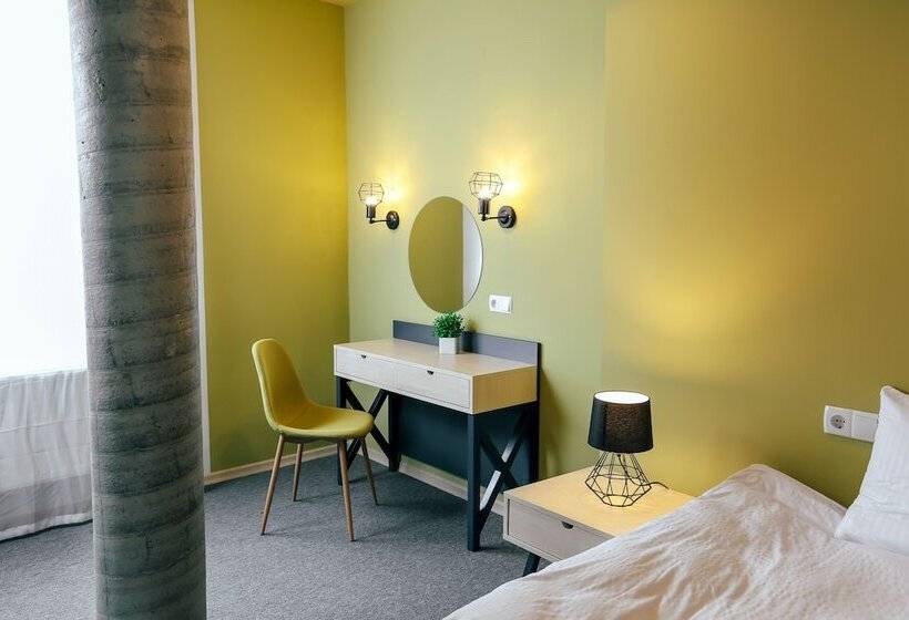 اتاق استاندارد با چشمانداز شهر, Jam Hotel Hnatyuka