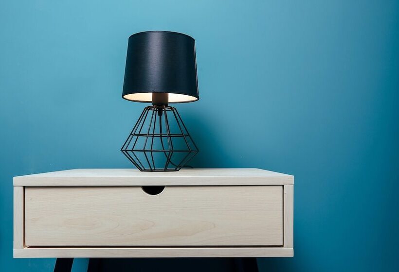 اتاق استاندارد با بالکن, Jam Hotel Hnatyuka