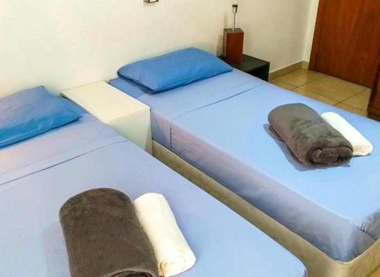 اتاق استاندارد سه نفره, Micasa Hostel   Congonhas