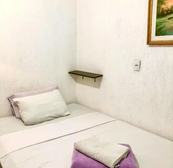 اتاق استاندارد یک نفره, Micasa Hostel   Congonhas