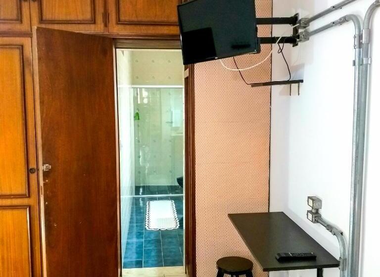 اتاق استاندارد سه نفره, Micasa Hostel   Congonhas