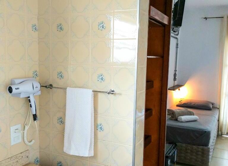 اتاق استاندارد سه نفره, Micasa Hostel   Congonhas