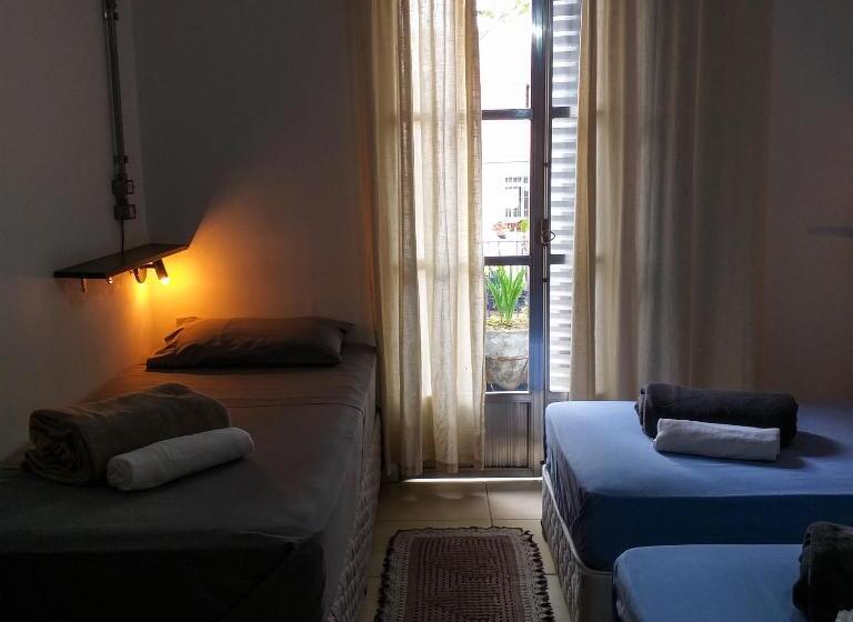 اتاق استاندارد سه نفره, Micasa Hostel   Congonhas