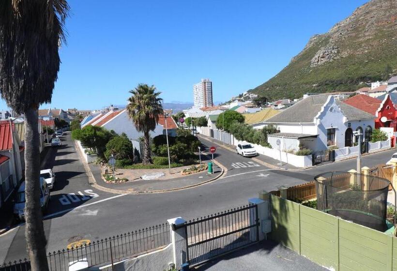 Четырехместный Номер Deluxe, The Place Muizenberg