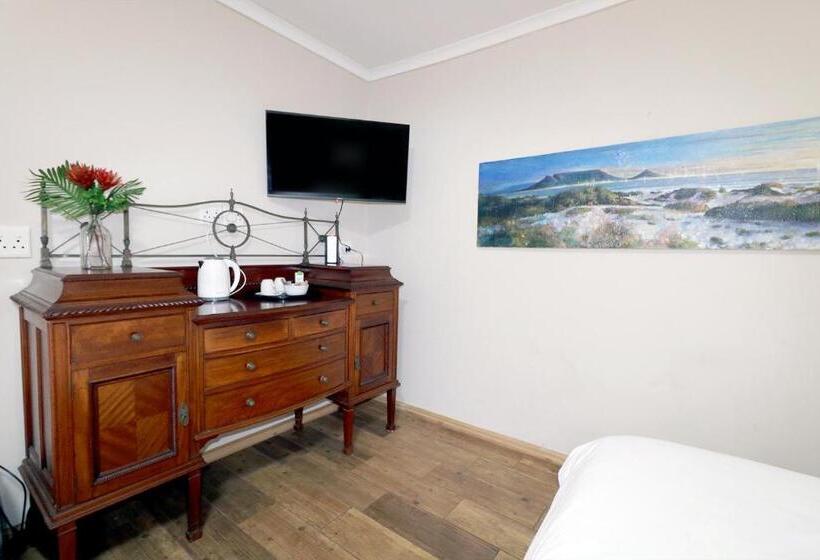 Номер Deluxe, The Place Muizenberg