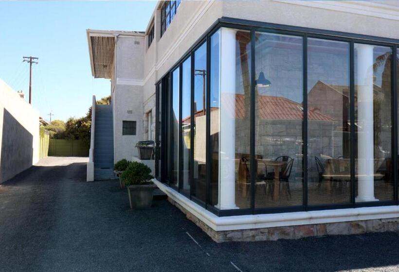 Четырехместный Номер Deluxe, The Place Muizenberg