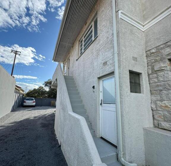 Апартаменты 1 Спальня Нижний Этаж, The Place Muizenberg