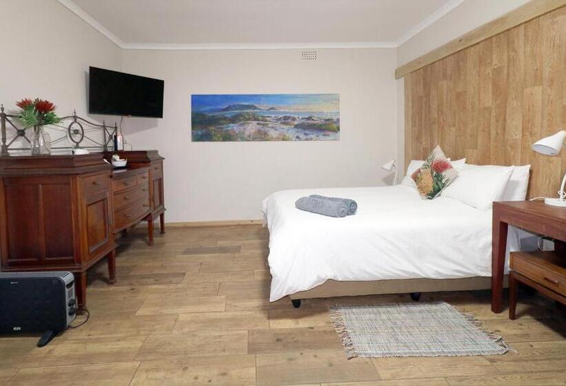 Номер Deluxe, The Place Muizenberg