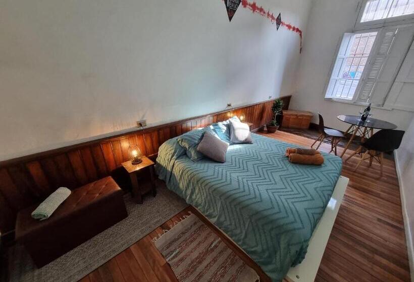 اتاق استاندارد با سرویس بهداشتی مشترک, Escarabajo Hostel   Adults Only