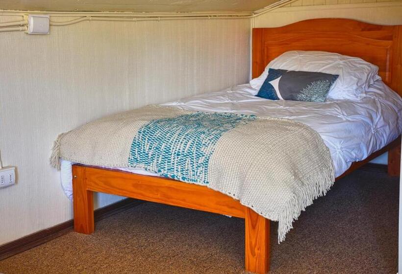 Номер Стандарт Трехместный, Hostal Triwe