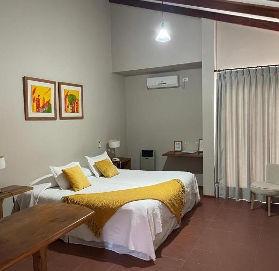 标准间, Altos De Tuqui