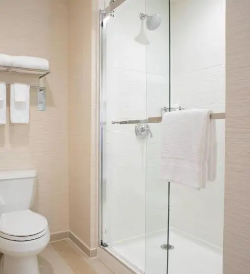 キングサイズベッドのスタンダードルーム, Fairfield Inn & Suites By Marriott New York Queens/fresh Meadows