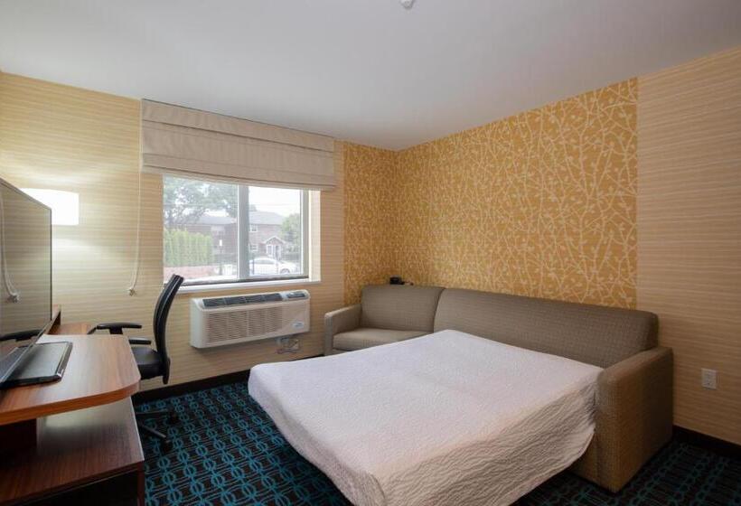 Люкс Кровать Кинг, Fairfield Inn & Suites By Marriott New York Queens/fresh Meadows