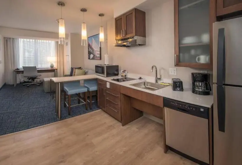 Sviitti Kaupungin Näkemystä, Residence Inn By Marriott Baltimore At The Johns Hopkins Medical Campus