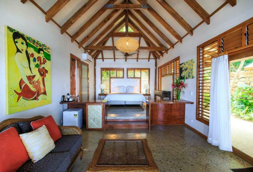 فيلا غرفة نوم واحدة مطلّة علي البحر, Savasi Island Resort