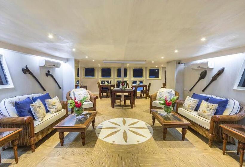 غرفة قياسية, Savasi Island Resort