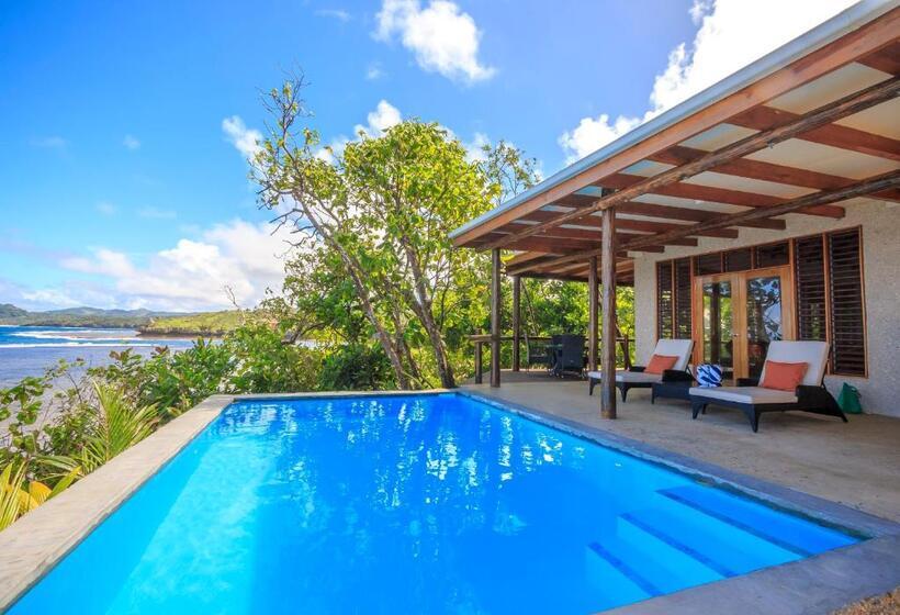 فيلا غرفة نوم واحدة مطلّة علي البحر, Savasi Island Resort