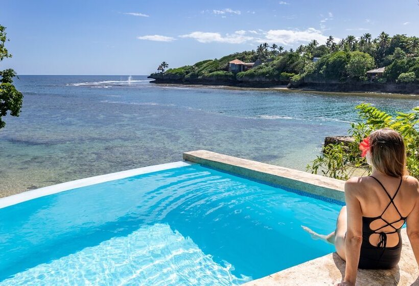 فيلا غرفة نوم واحدة مطلّة علي البحر, Savasi Island Resort