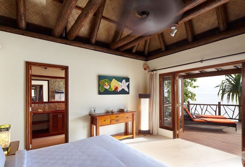 فيلا غرفة نوم واحدة مطلّة علي البحر, Savasi Island Resort