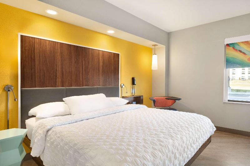 غرفة قياسية سرير كينج, Tru By Hilton Cheyenne Wy