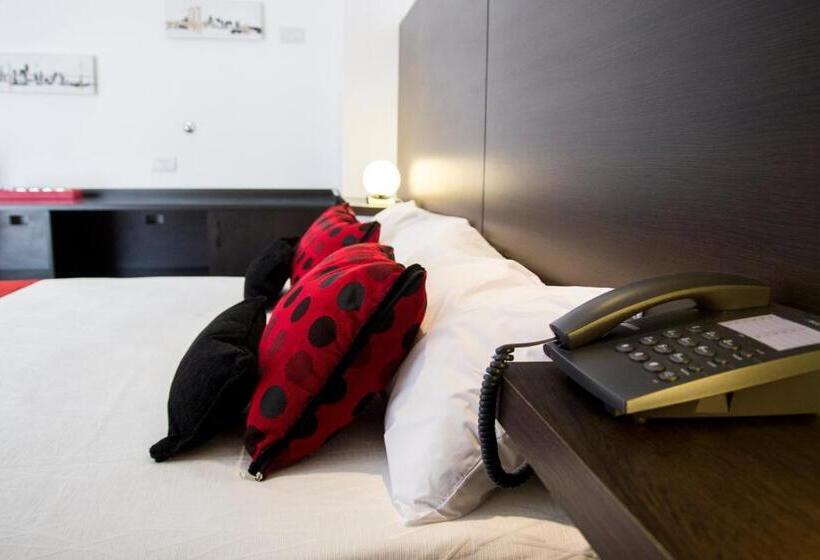 اتاق استاندارد, Let Sun Hotel Boutique