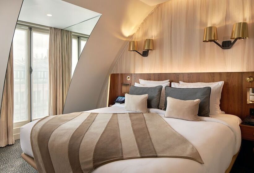 スイート, Maison Albar Le Pont Neuf