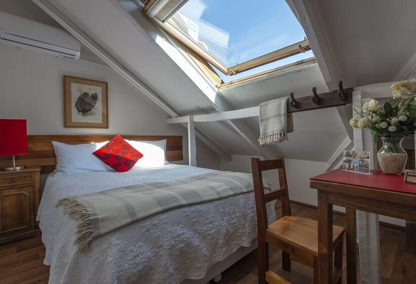 阁楼房, Providencia Bed And Breakfast