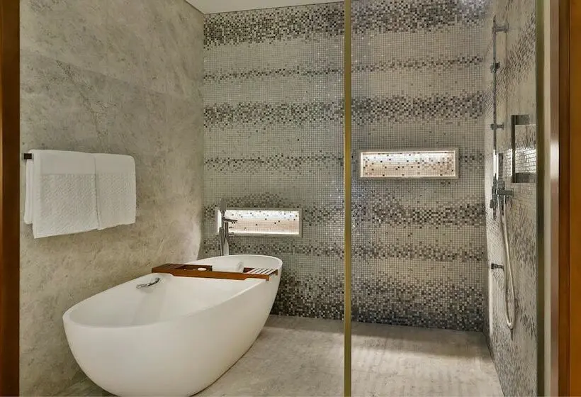 Superior-sviitti, The St. Regis Downtown, Dubai