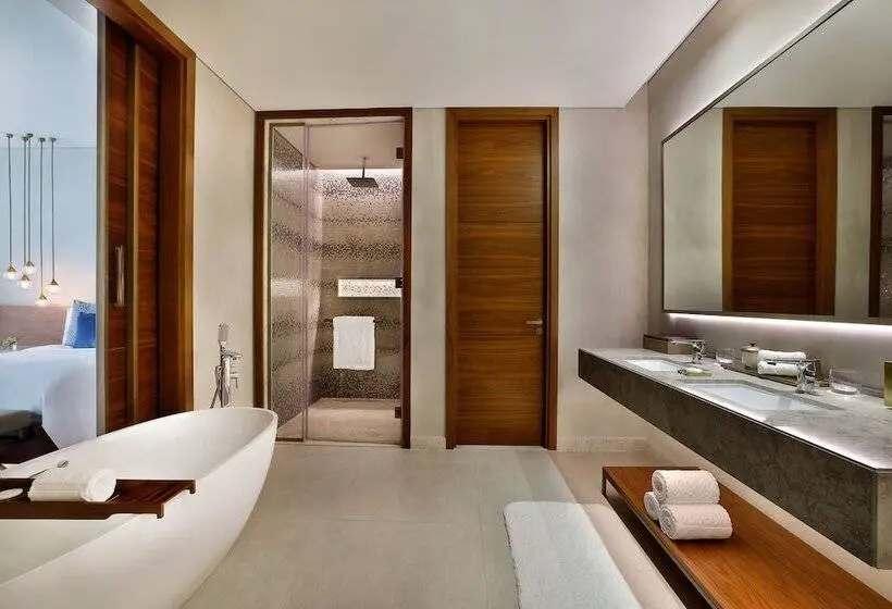 Superior-huone Näkymä, The St. Regis Downtown, Dubai