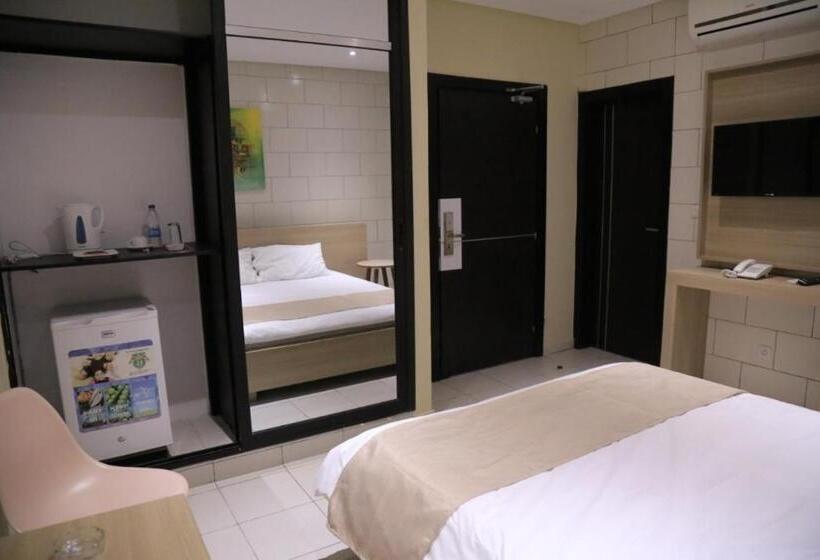 اتاق استاندارد یک نفره, Lavida