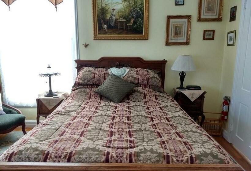 غرفة ديلوكس, Armistead Cottage B&b
