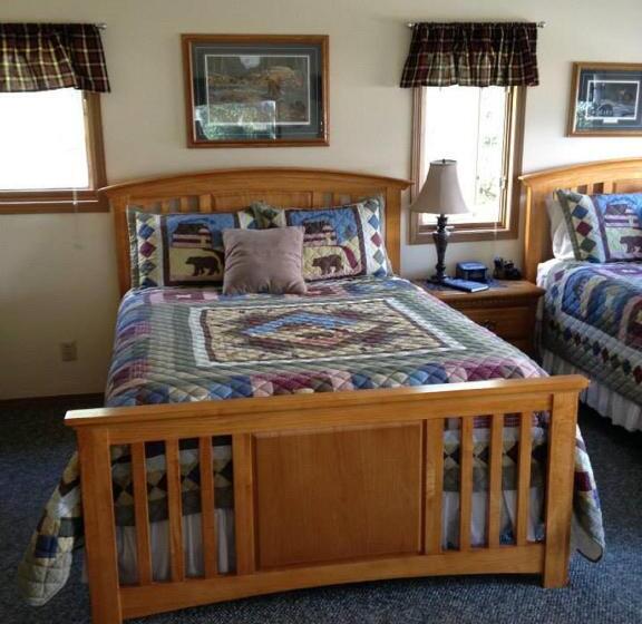 جناح مزوَّد بشرفة, Bears Den Alaska Lodging