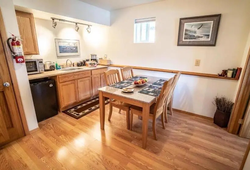 Sviitti, Bears Den Alaska Lodging