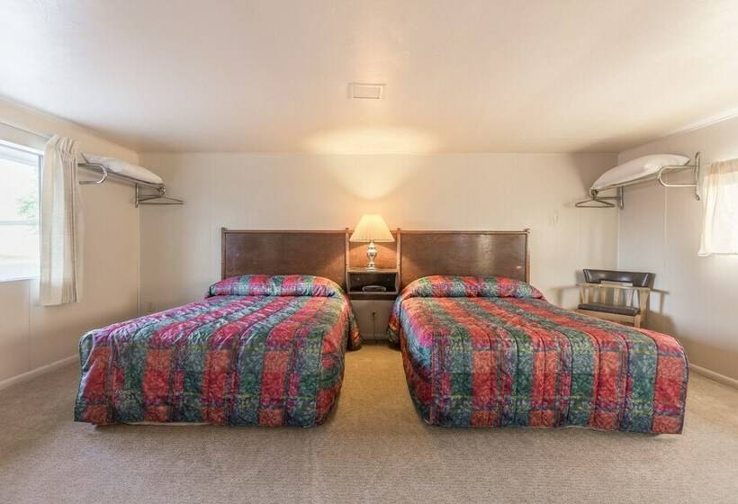 Номер Deluxe, Dayton Motel