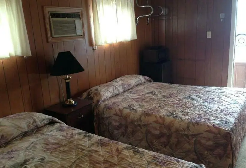 ファミリールーム, Dayton Motel