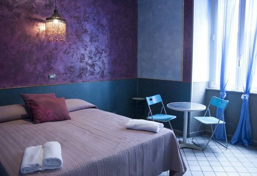 اتاق استاندارد, Agora