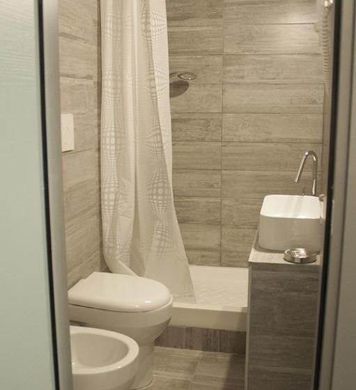 اتاق استاندارد, Agora