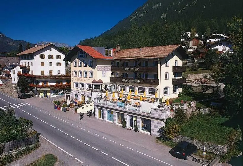 Standard-huone, Am Reschensee