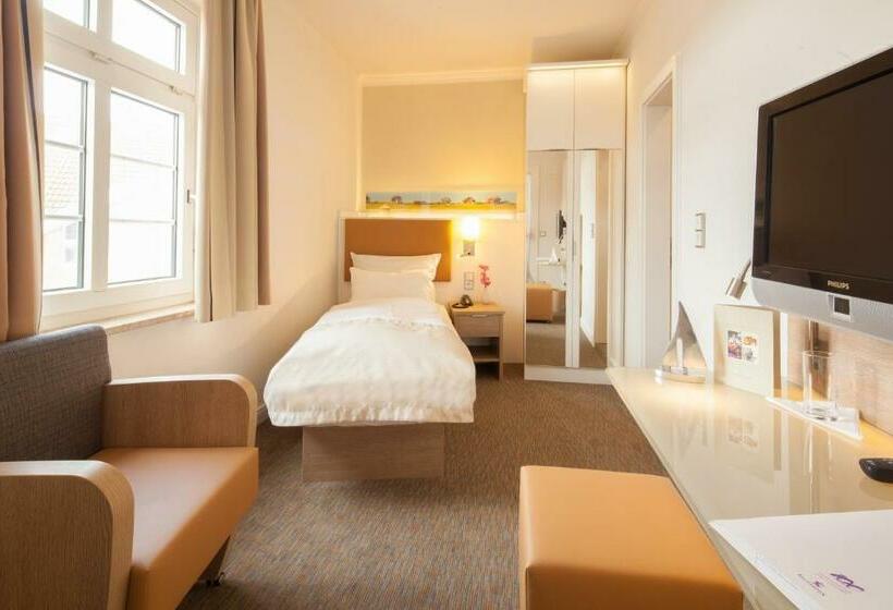 标准单人间, Erholung