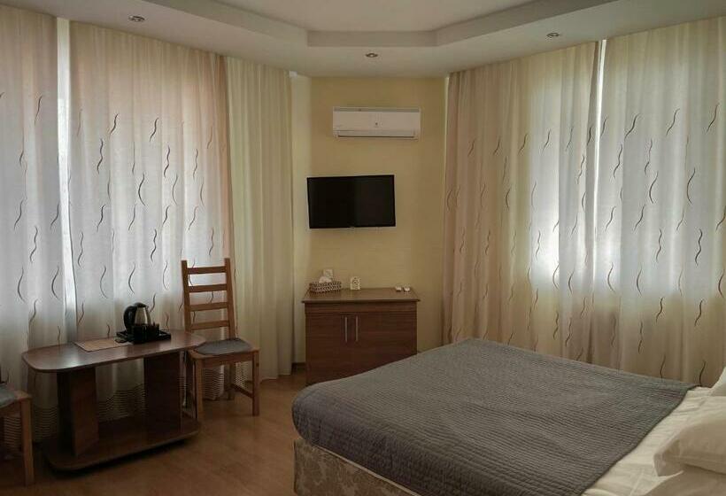 اتاق استاندارد, Gloria Standard